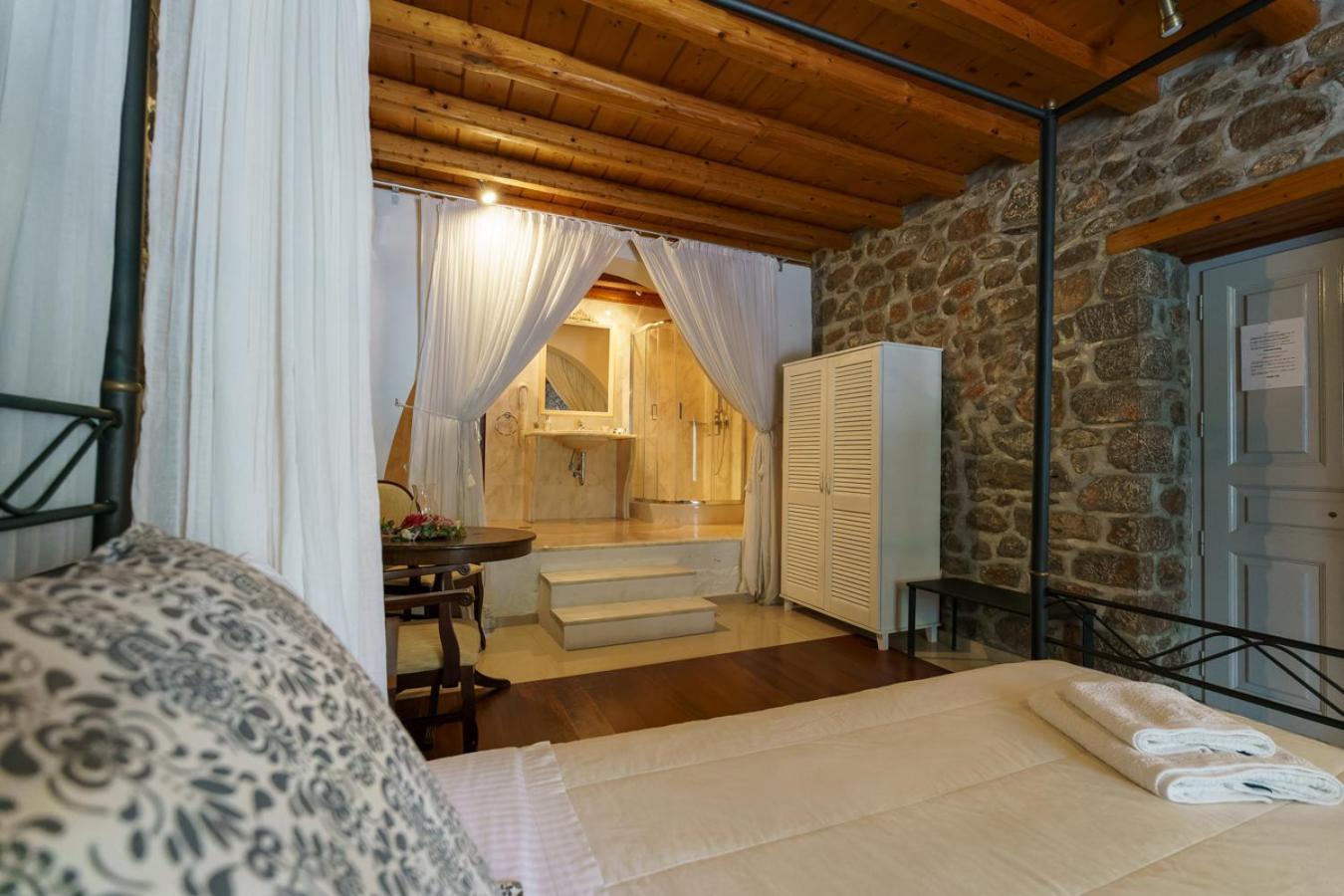 Nereids Guesthouse Идра Экстерьер фото
